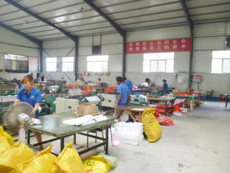 制(zhì)袋車間(jiān)